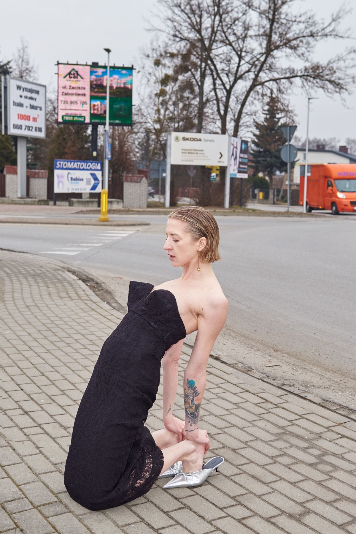 LARA GESSLER for ISSUE MAGAZINE . Carmen Duran 11