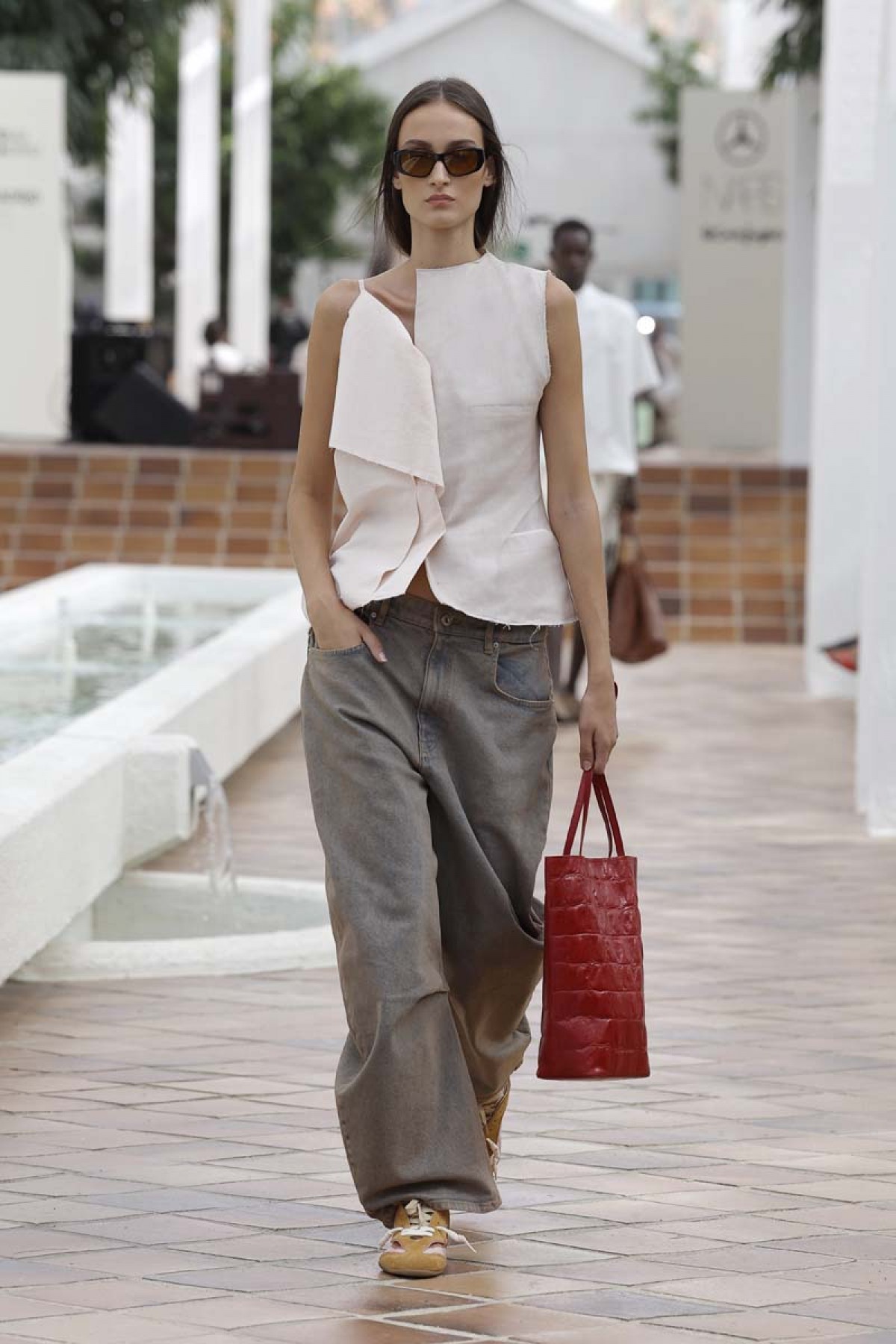 NEREA MARCH x MBFW Madrid SS27. Carmen Duran 1