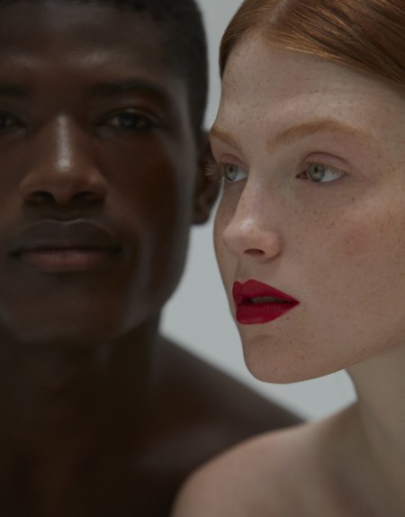LUCIA PONS & SAMBA DIAW for L'OFFICIEL AUSTRIA. Carmen Duran.