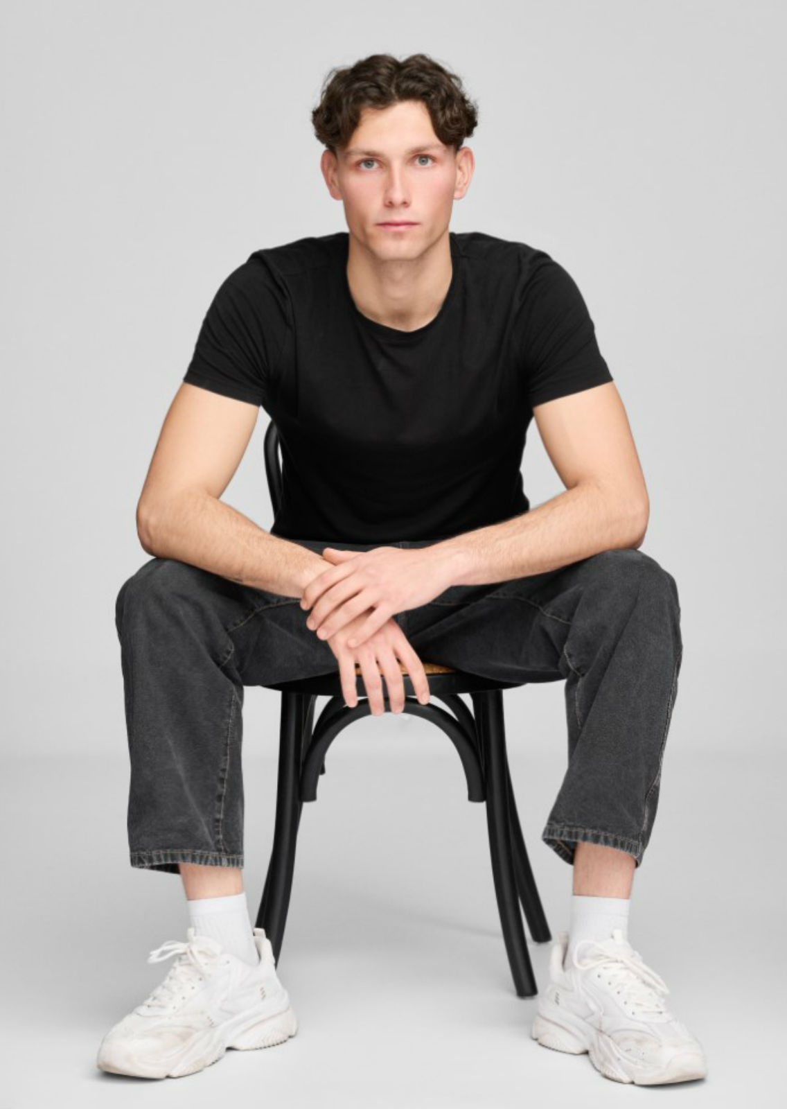 AARON PALES. Carmen Duran Model Agency.