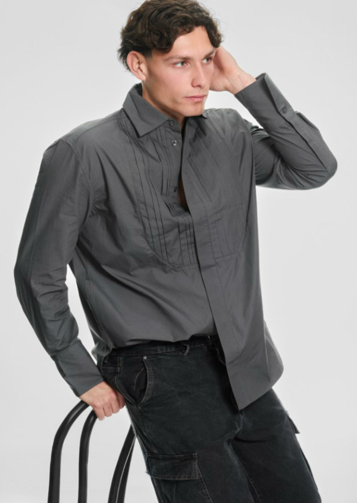 AARON PALES. Carmen Duran Model Agency.