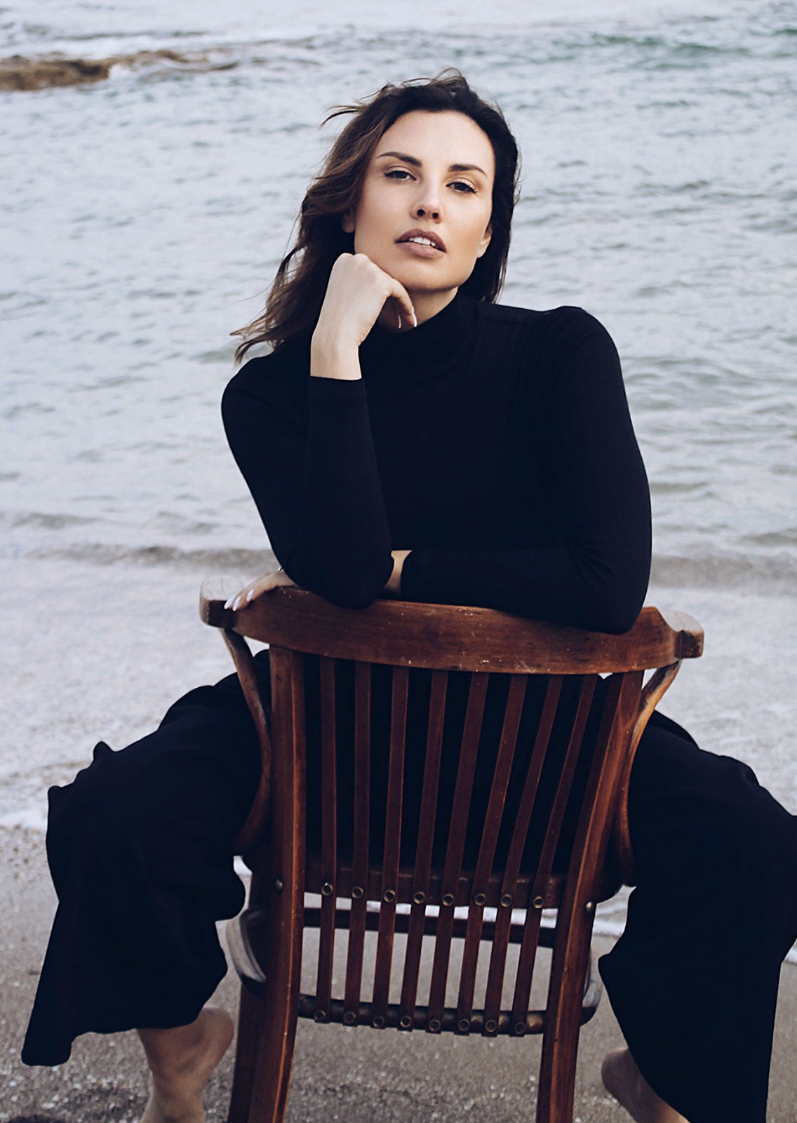 ALONA BERRY. Carmen Duran Model Agency.