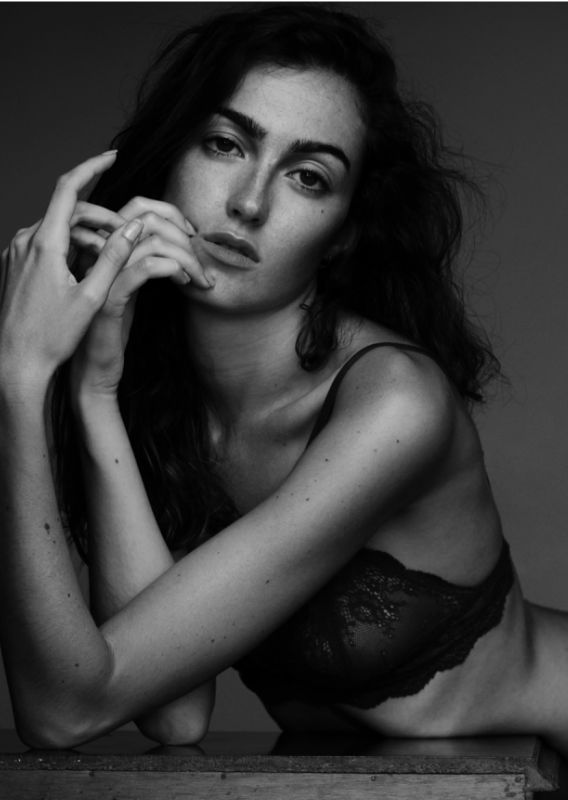 ANA VILLALVILLA. Carmen Duran Model Agency.