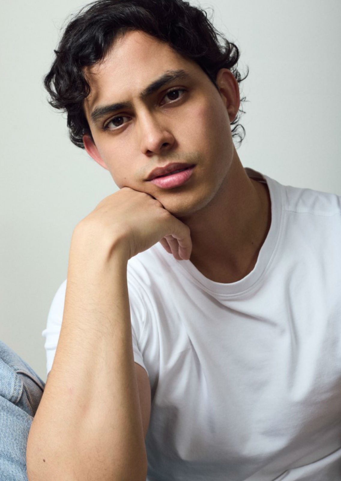 ANDREW VALENTINO. Carmen Duran Model Agency.
