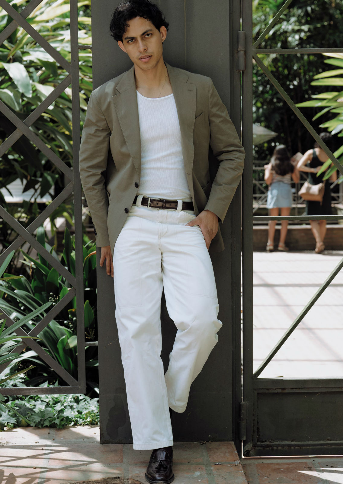 ANDREW VALENTINO. Carmen Duran Model Agency.