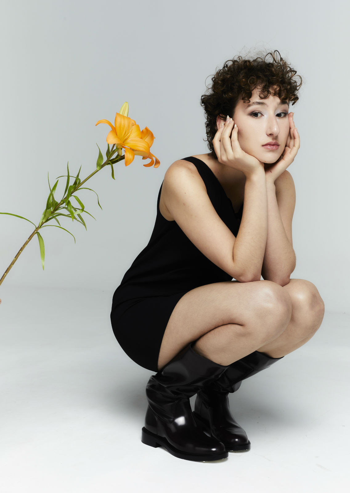 CLARA OCHS. Carmen Duran Model Agency.