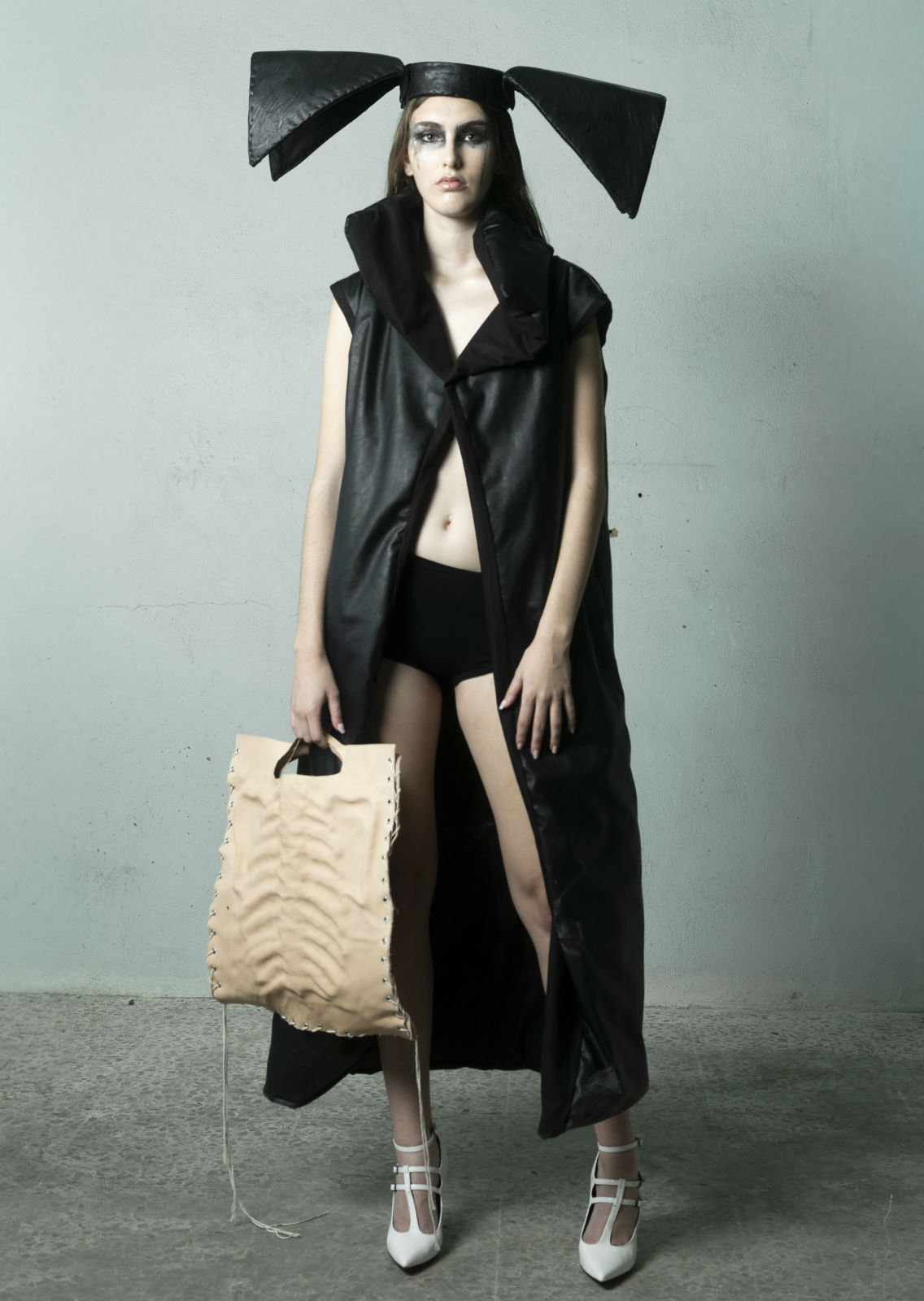 CLAUDIA INSA. Carmen Duran Model Agency.
