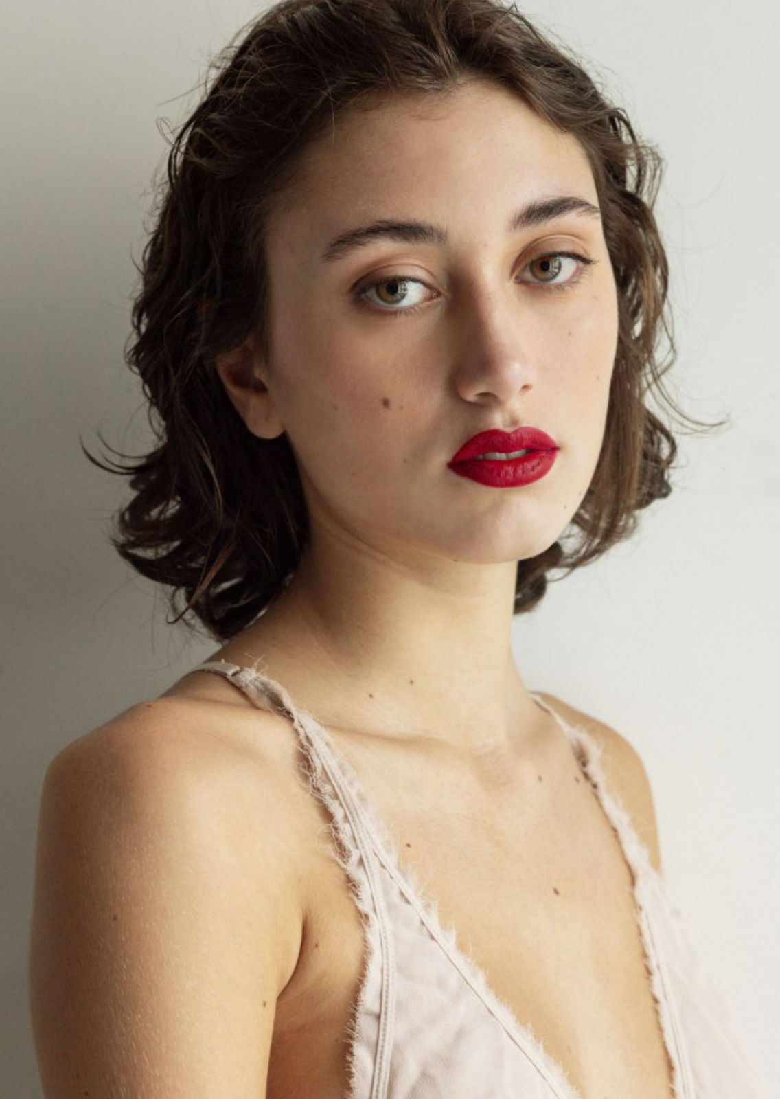 CRISTINA LIUZZO. Carmen Duran Model Agency.