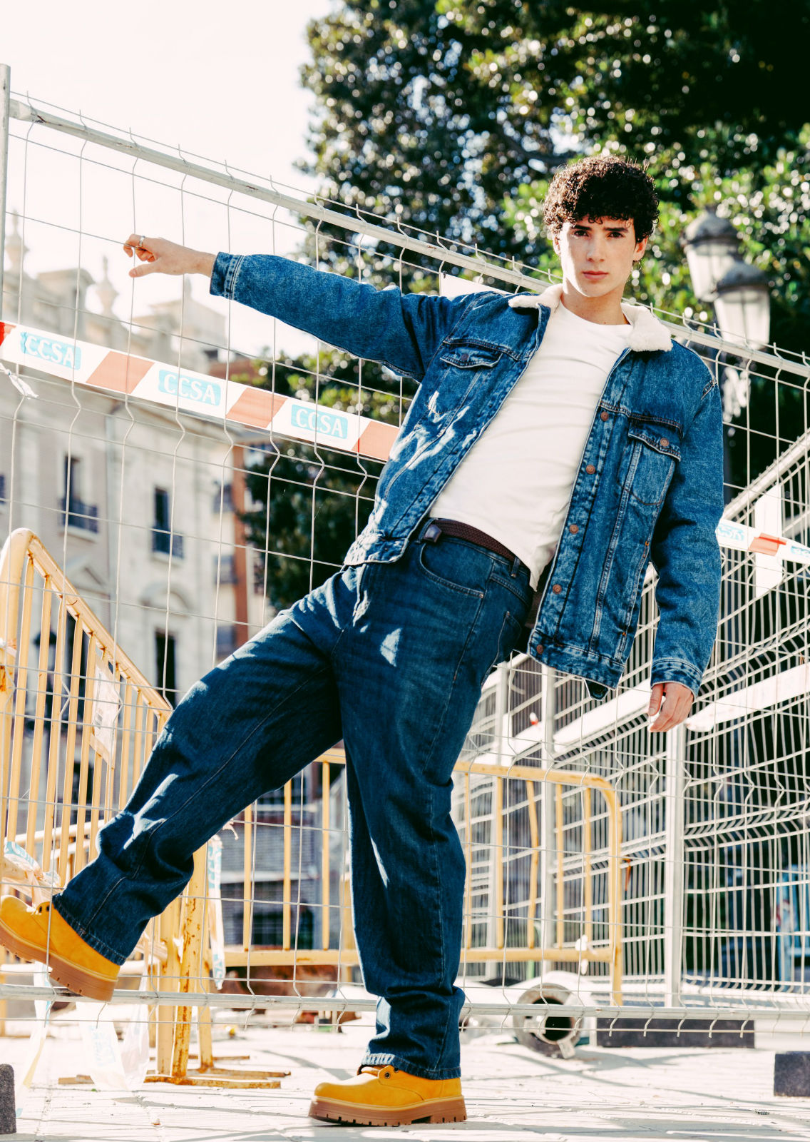 ERIC PONS. Carmen Duran Model Agency.