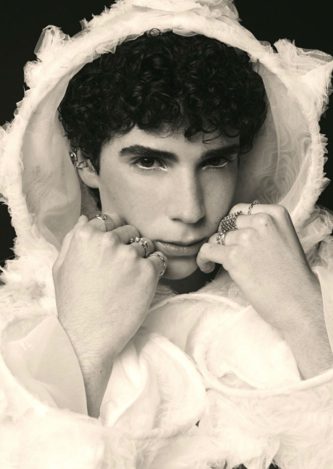 ERIC PONS. Carmen Duran Model Agency.