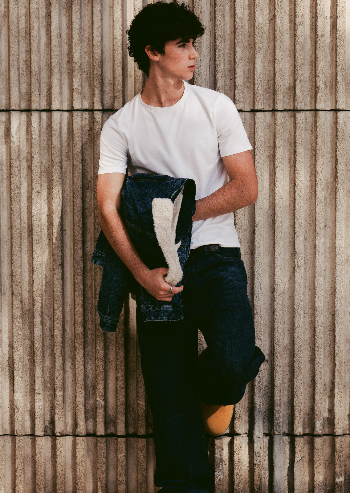 ERIC PONS. Carmen Duran Model Agency.