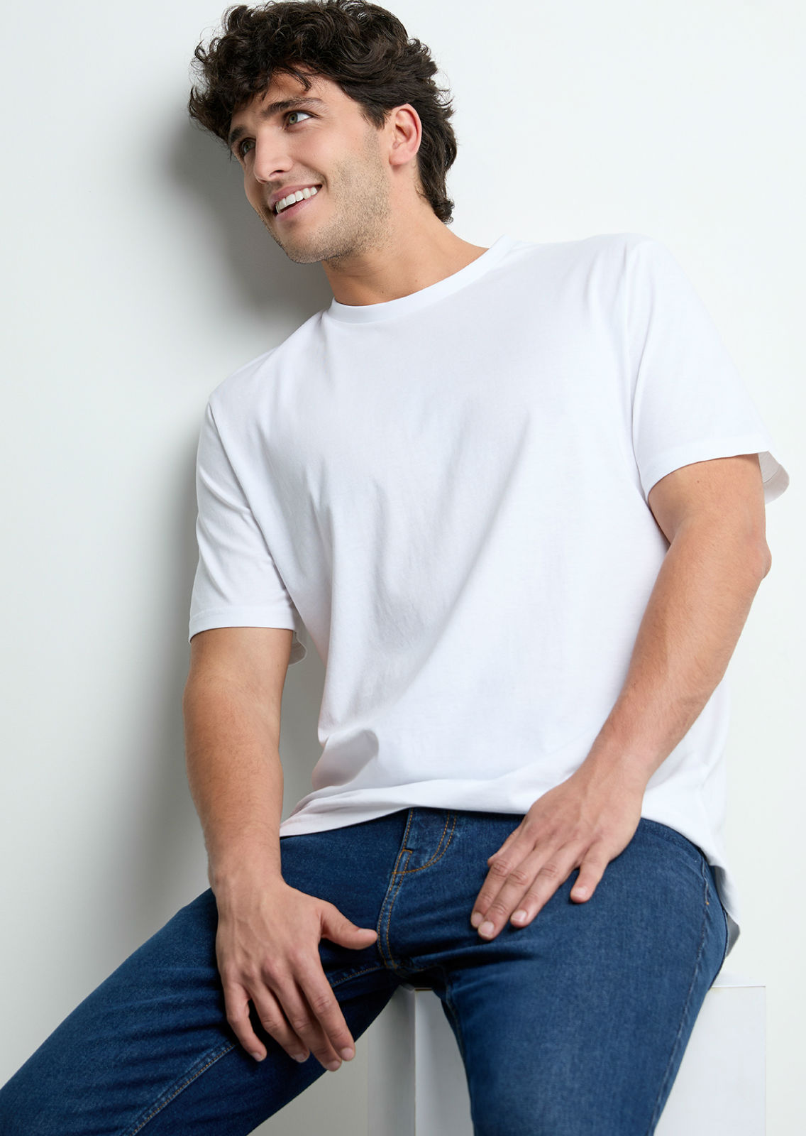 GONZALO ROBLEDO. Carmen Duran Model Agency.