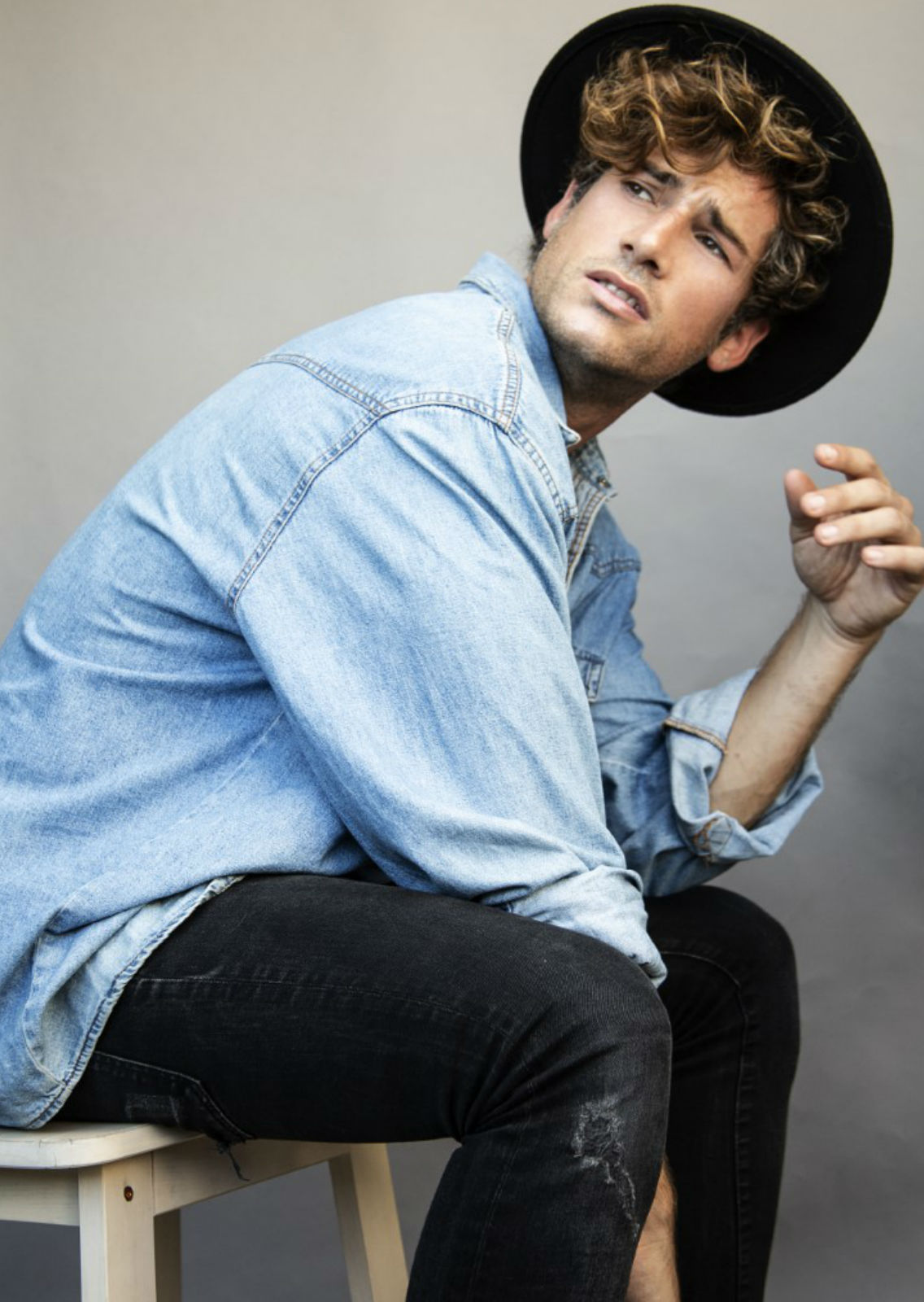 GUILLEM CANO . Carmen Duran Model Agency.