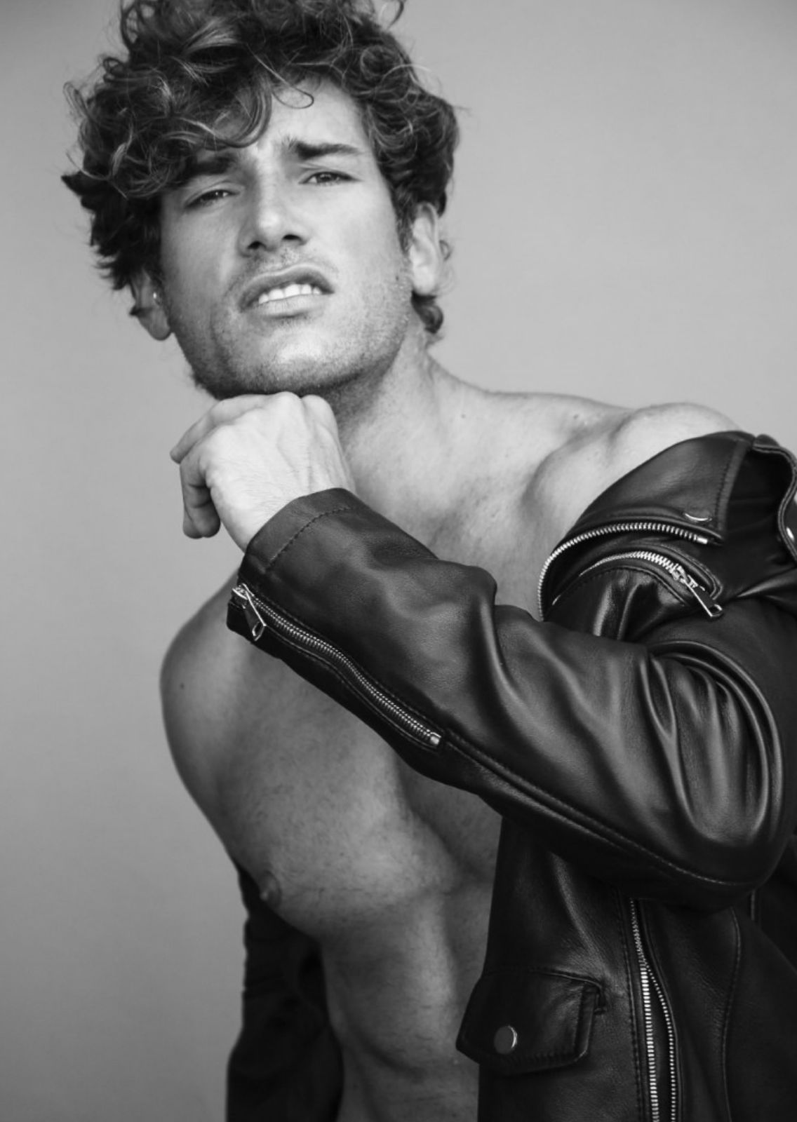 GUILLEM CANO . Carmen Duran Model Agency.