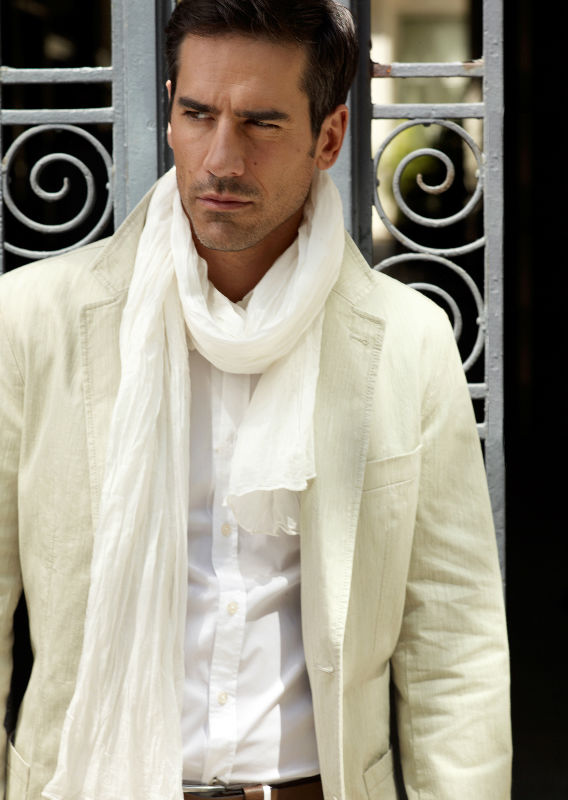 GUILLES COUTURIER. Carmen Duran Model Agency.