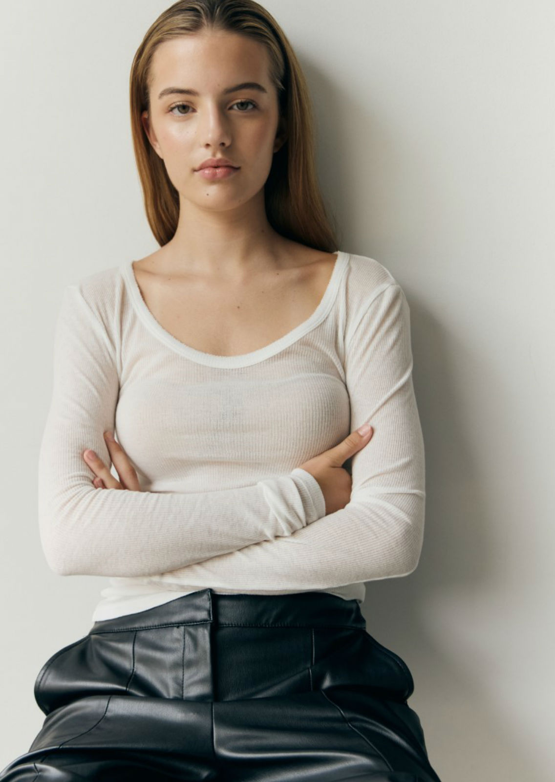 HANNAH DOUGALL. Carmen Duran Model Agency.