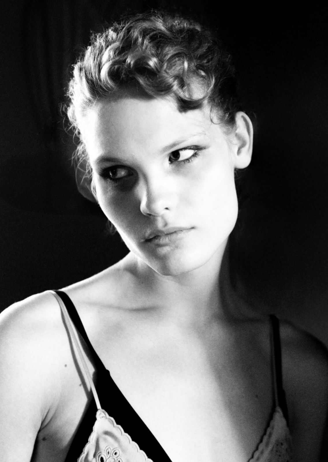 IDALIA. Carmen Duran Model Agency.