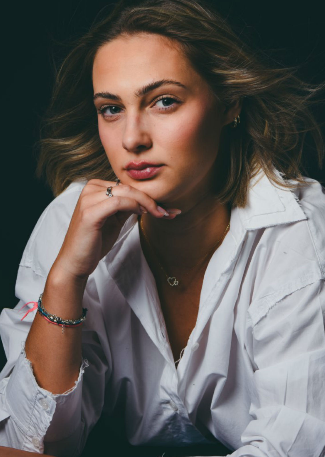 ISABEL ERN . Carmen Duran Model Agency.