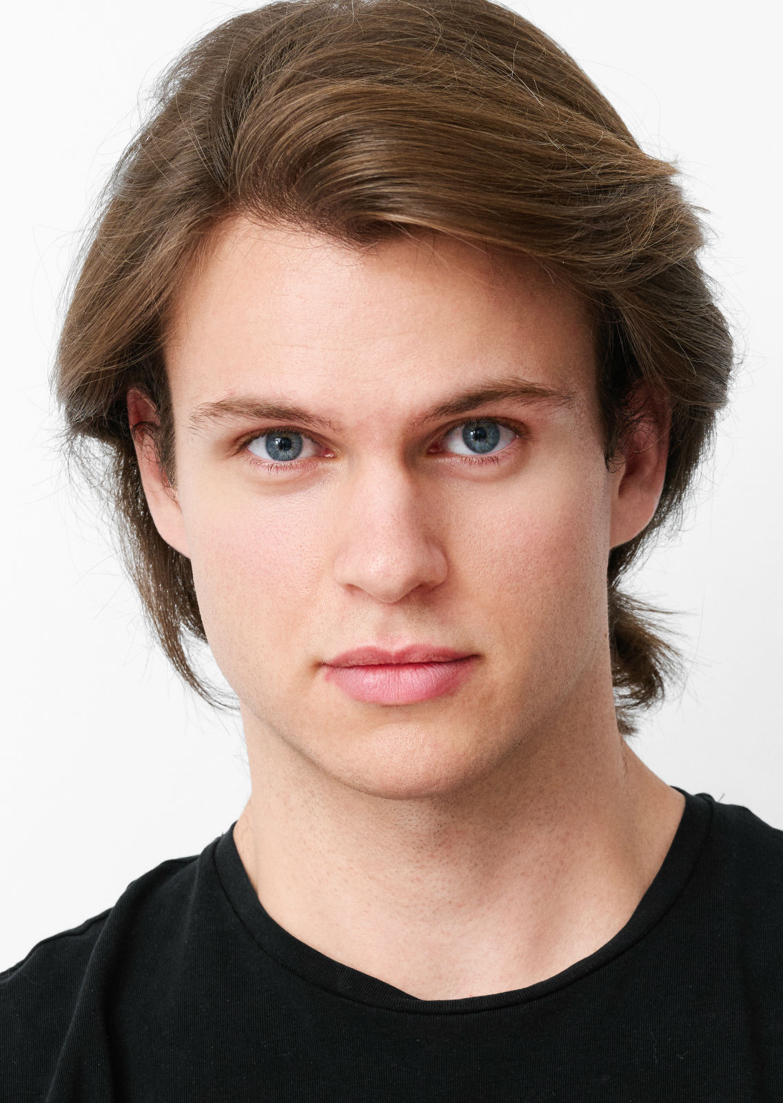 JAVIER OLMOS. Carmen Duran Model Agency.