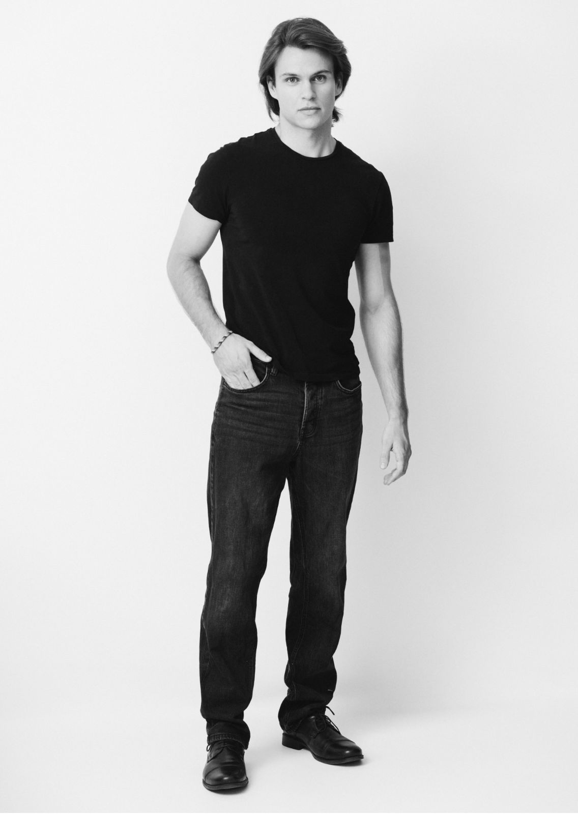 JAVIER OLMOS. Carmen Duran Model Agency.