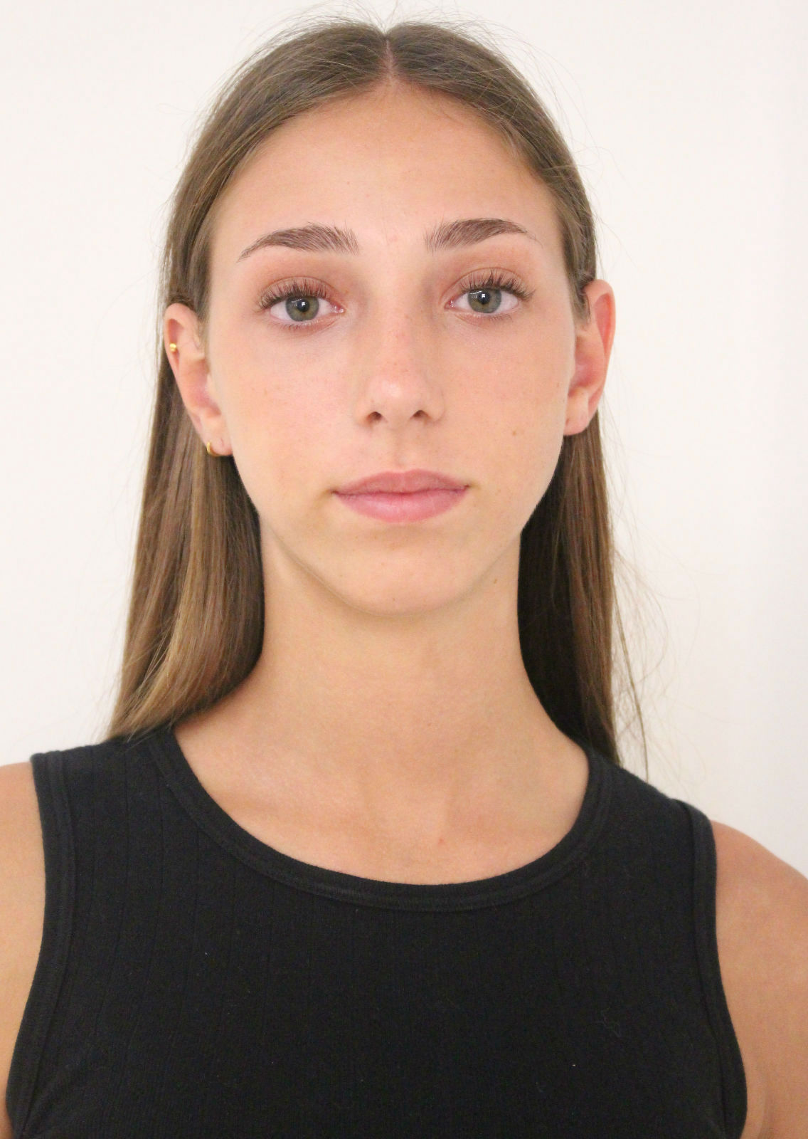 LAURA FERRUS. Carmen Duran Model Agency.