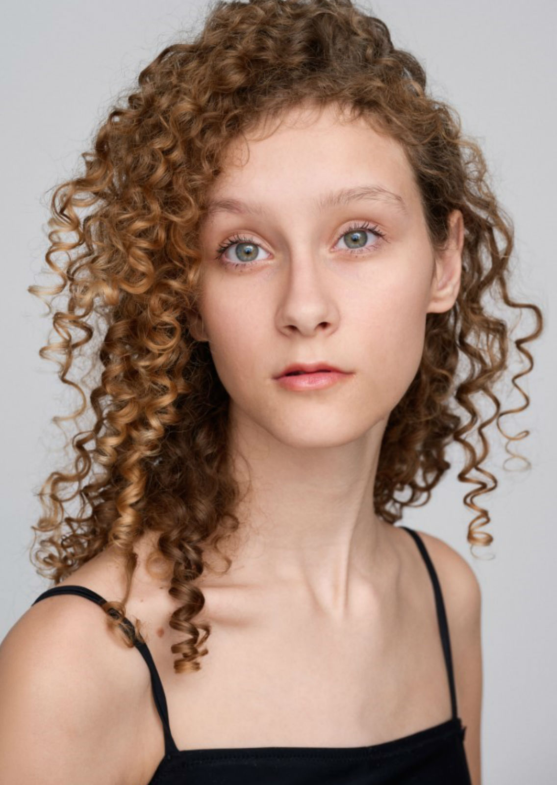 LETICIA PAVLIDI. Carmen Duran Model Agency.