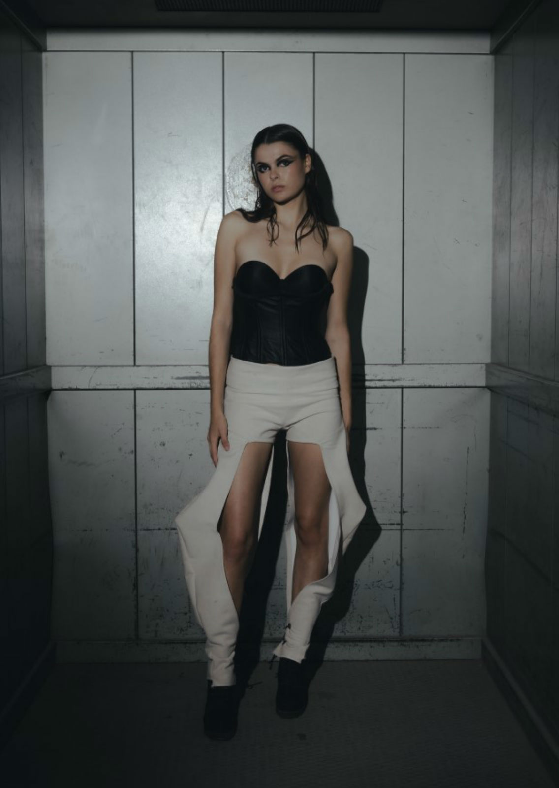 LOLA HUIDOBRO. Carmen Duran Model Agency.