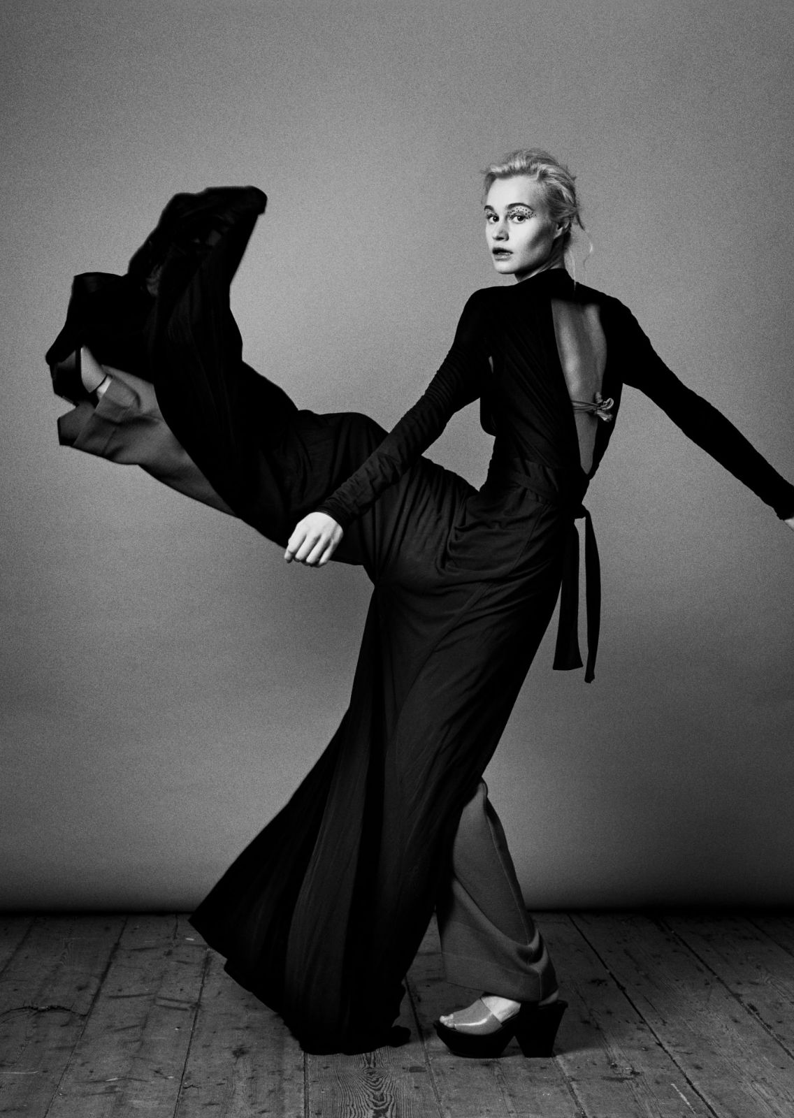 LUCY HUNT . Carmen Duran Model Agency.