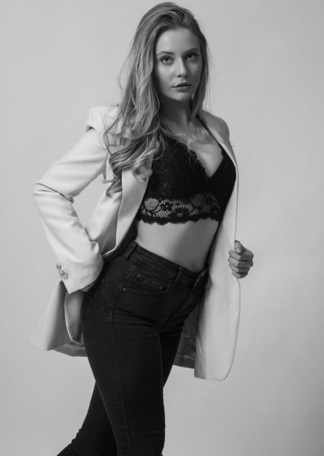 LYDIA FONTESTAD. Carmen Duran Model Agency.