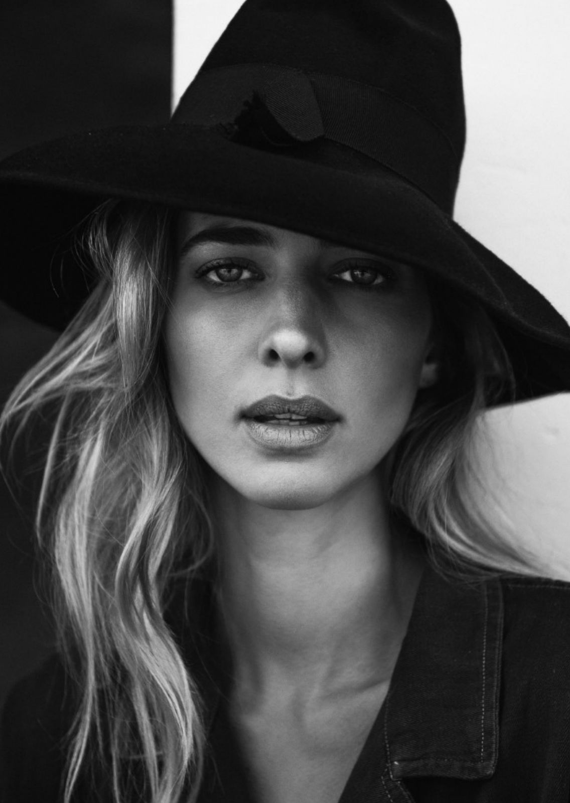 MARGOT MILANI . Carmen Duran Model Agency.