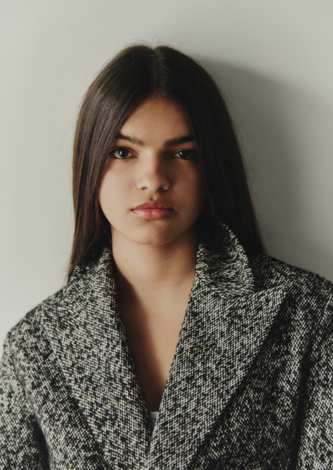 MORA  SIMON. Carmen Duran Model Agency.