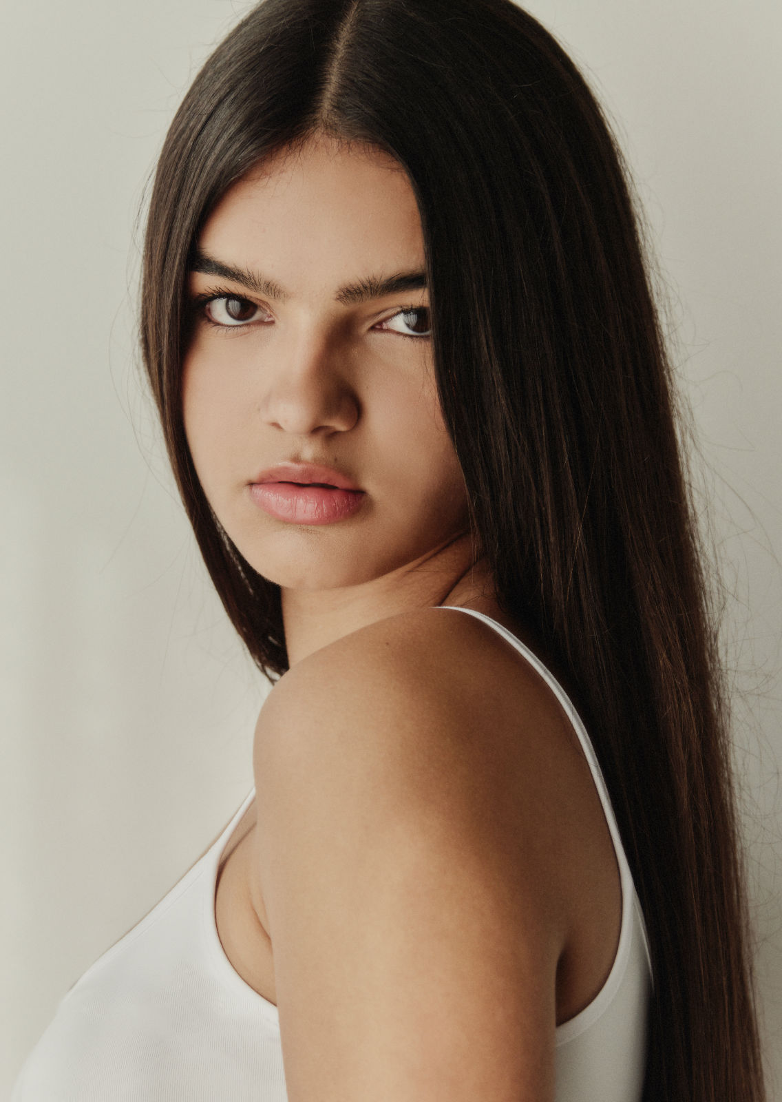 MORA  SIMON. Carmen Duran Model Agency.