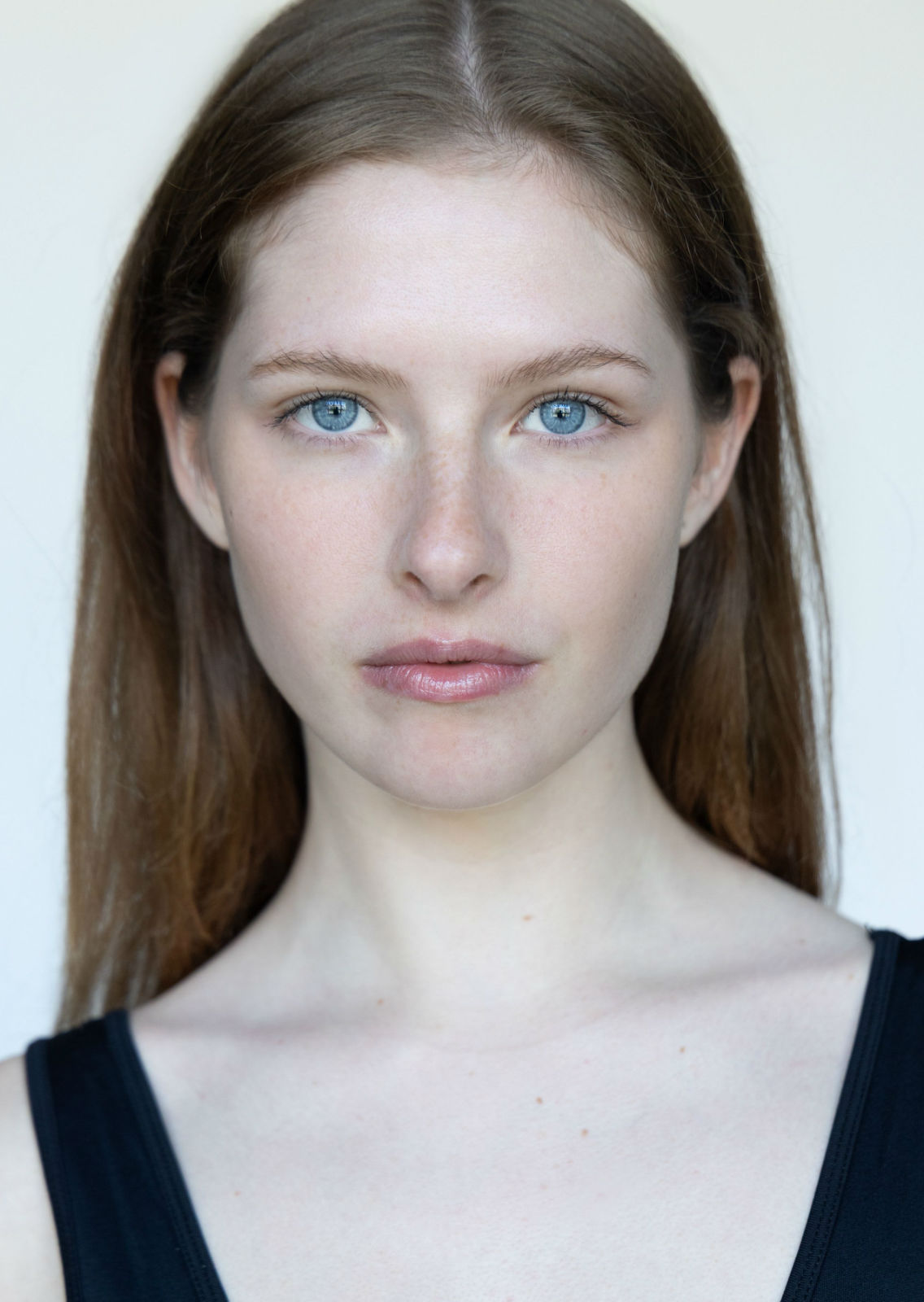 NELLY. Carmen Duran Model Agency.