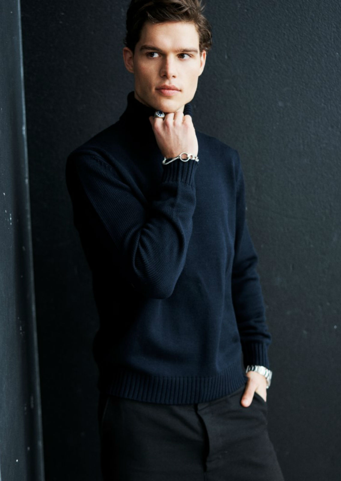 NICKLAS STRATEN . Carmen Duran Model Agency.