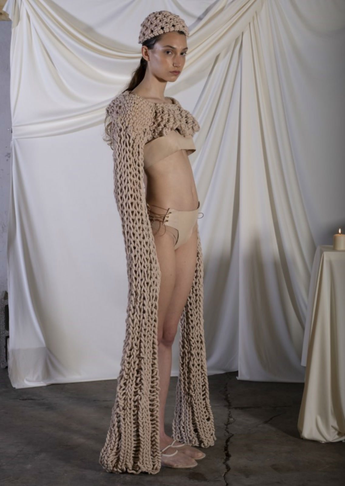 NICOL TYUFTIY. Carmen Duran Model Agency.