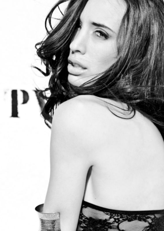 PATRIZIA RUIZ. Carmen Duran Model Agency.