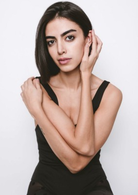 RAHA SABOURI. Carmen Duran Model Agency.
