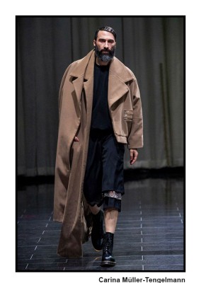 SASHA MARINI. Carmen Duran Model Agency.