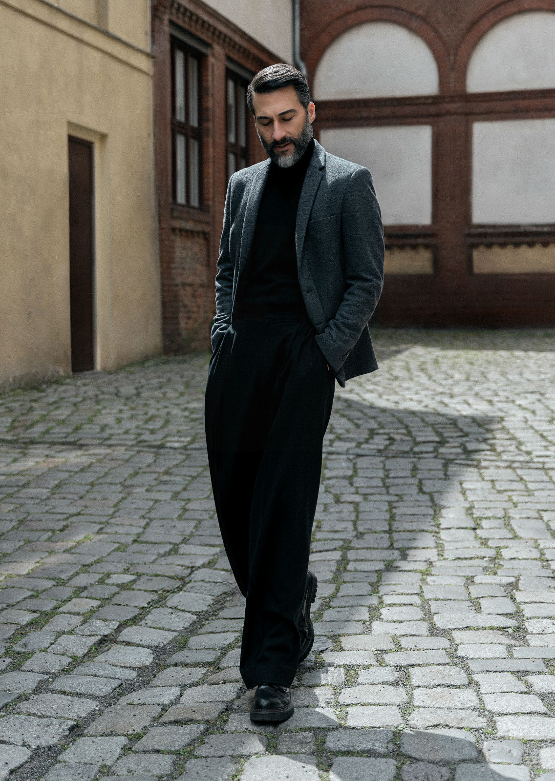 SASHA MARINI. Carmen Duran Model Agency.