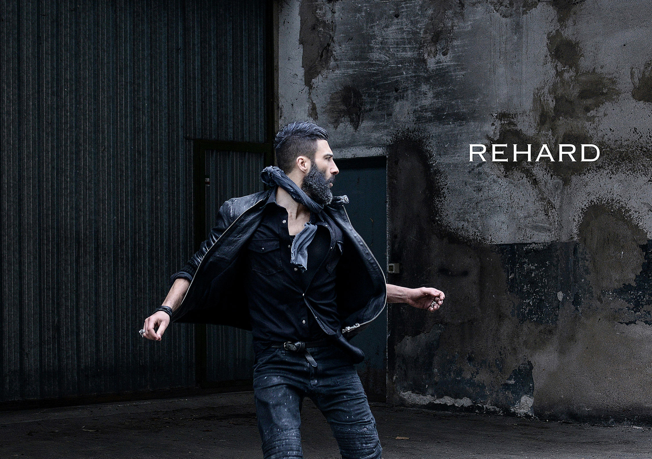 SASHA MARINI. Carmen Duran Model Agency.