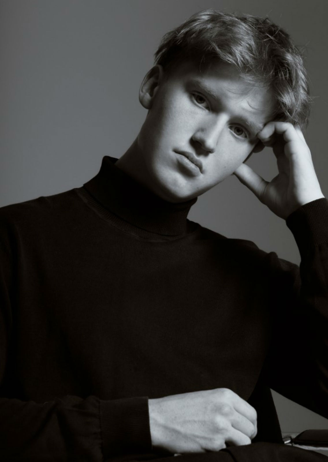 TADEAS KUSCHNER. Carmen Duran Model Agency.