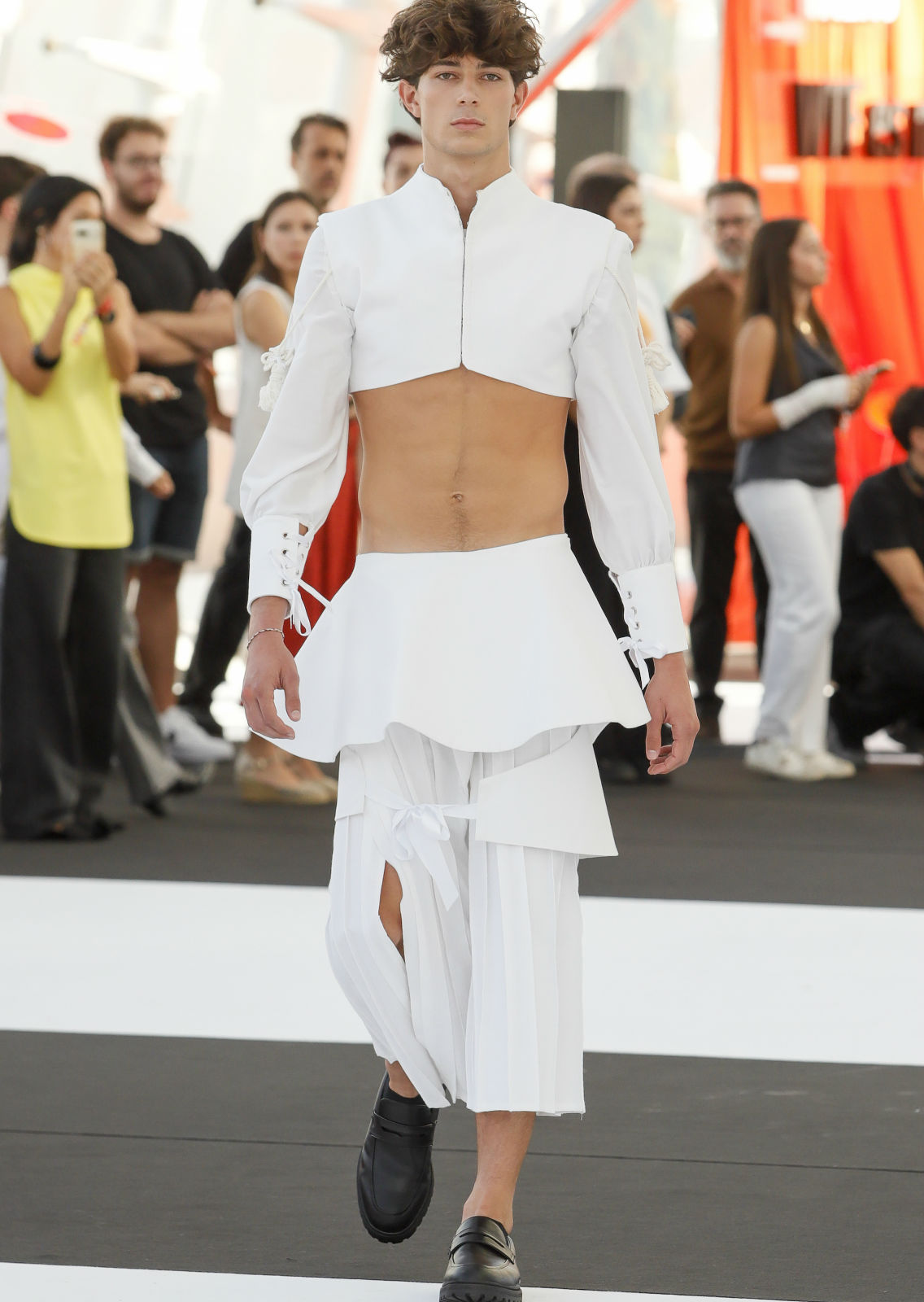 TOM CLODIC. Carmen Duran Model Agency.