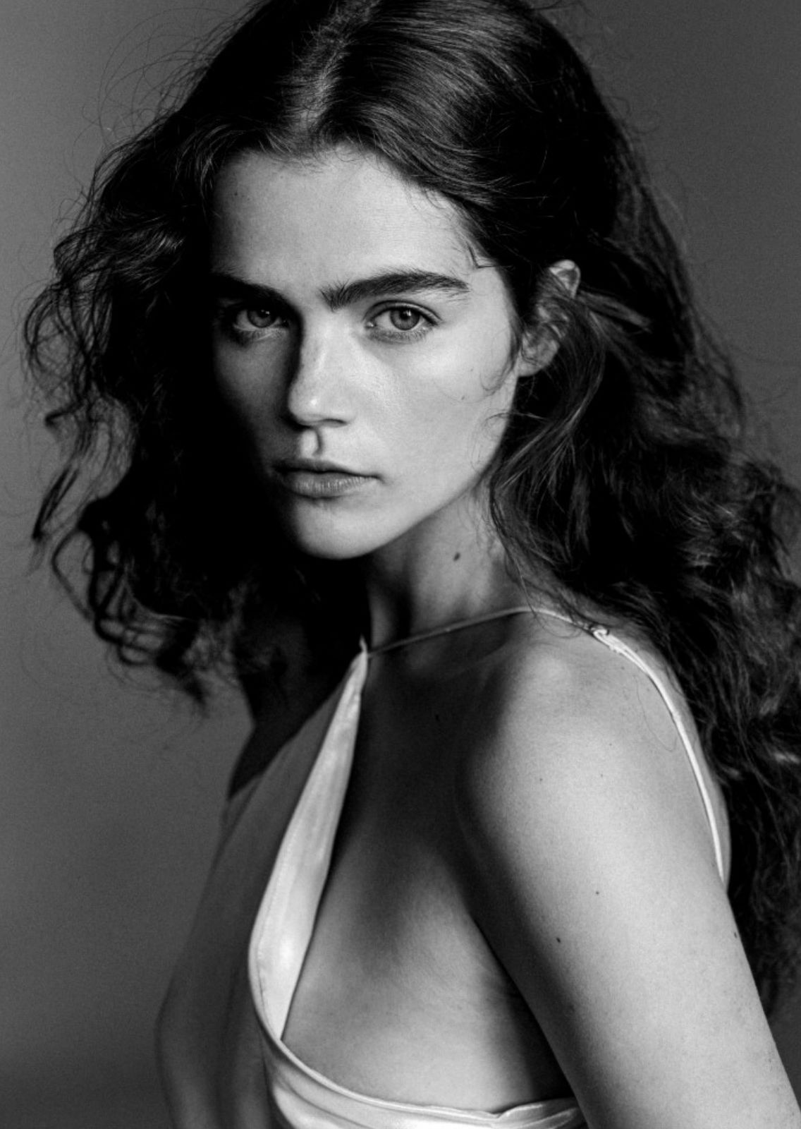 ZUZANNA HERTZ . Carmen Duran Model Agency.